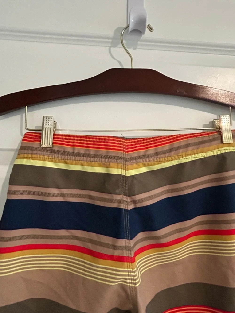 The North Face Board Shorts Tan Multi Stripes Size 14 / 16 Boys